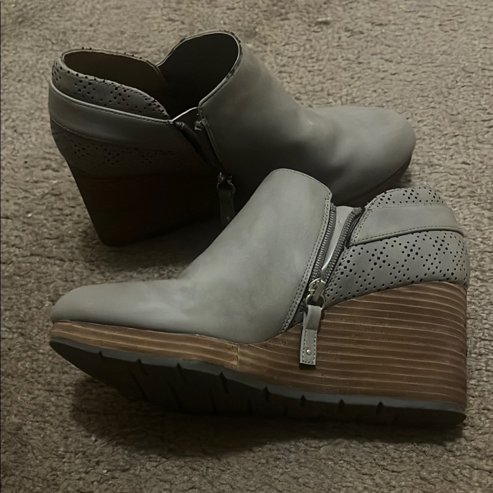 Dr. Scholl's Gray Wedge Ankle Booties - Picture 3 of 4